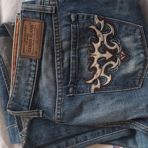 Guess men's boot cut low-rise size 34